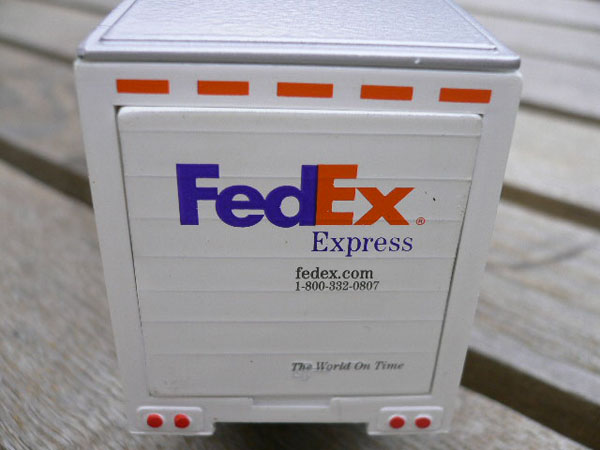 トレーラーFEDEX