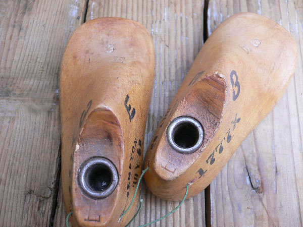 子供木製靴型