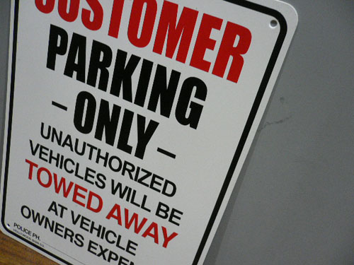 画像: アメリカン看板　お客様専用駐車場！